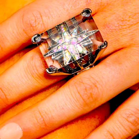 💫⭐️💫 “STARRY SERENITY” WHITE RING ~ PAPARAZZI❗️ STUNNING❗️💫⭐️💫 - Picture 2 of 3